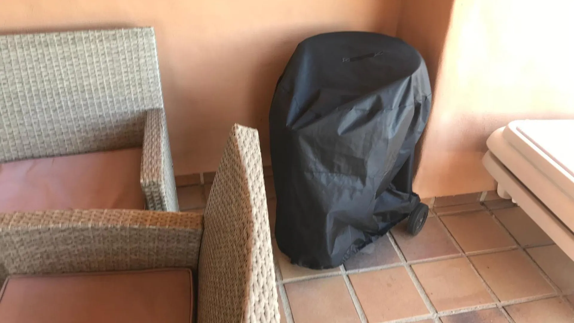 3 Bedroom Apartment, Duquesa, Spain San Luis de Sabinillas