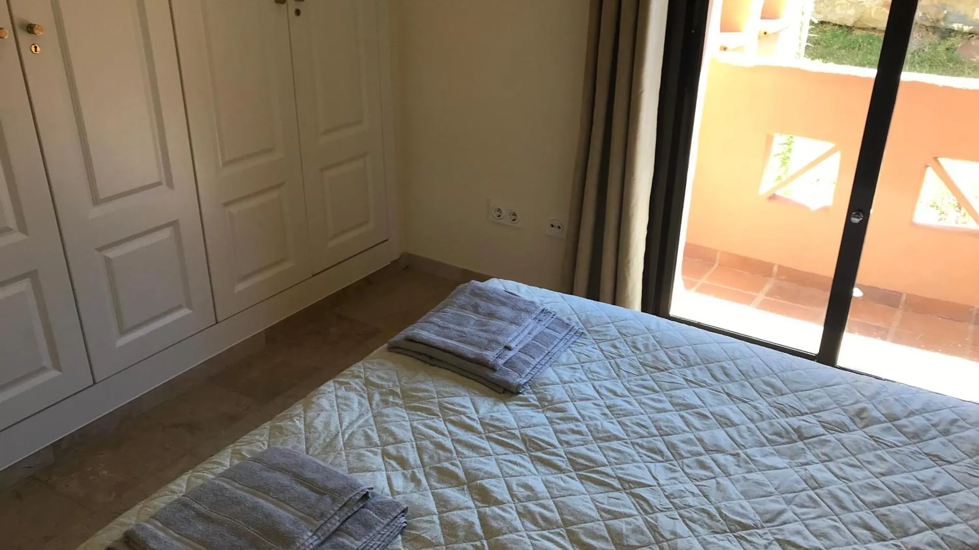 3 Bedroom Apartment, Duquesa, Spain San Luis de Sabinillas 0*,  Spagna